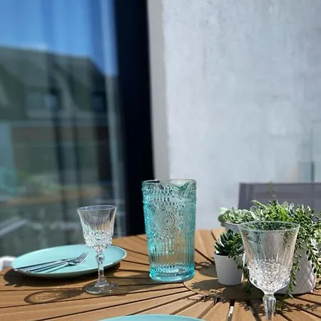 De Garnaal With Parking By Interhome