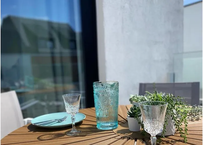 De Garnaal With Parking By Interhome